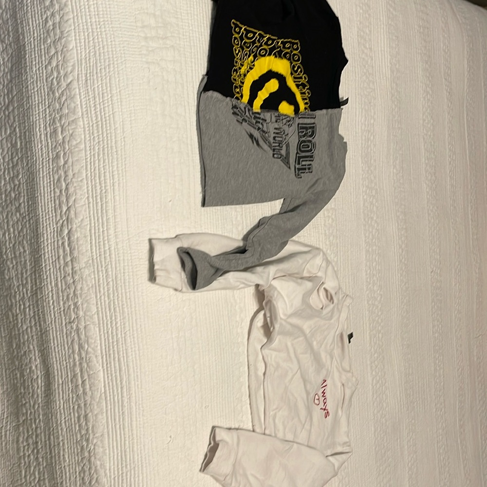 Sweater revelation brand good condition